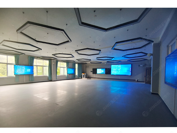 重庆城市科技学院P1.86 LED显示屏