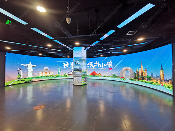 浙江湖州潞村世界乡村旅游小镇椭圆形P2.5、半圆P2和柱子P2 LED显示屏